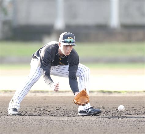 【阪神】小幡竜平、キャンプ最終日に約30分早出特守 馬場敏史内野守備走塁コーチのノックを167球 ライブドアニュース