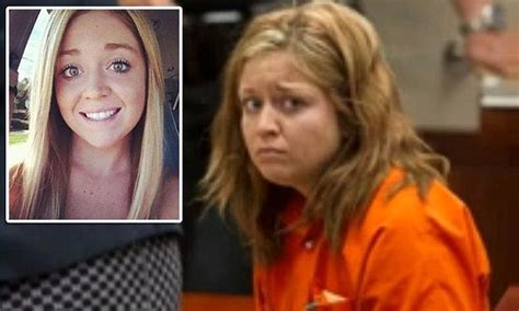 Lesbian Cheerleader Kaitlyn Hunt Given Rd Plea Deal Daily Mail Online