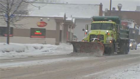 Cleanup continues in Rochester as winter storm winds down