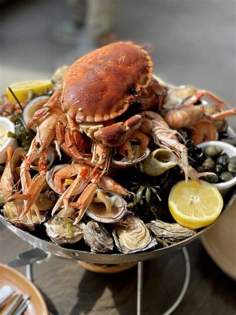 Fruits De Mer Things You Didnt Know About This Fancy French Seafood