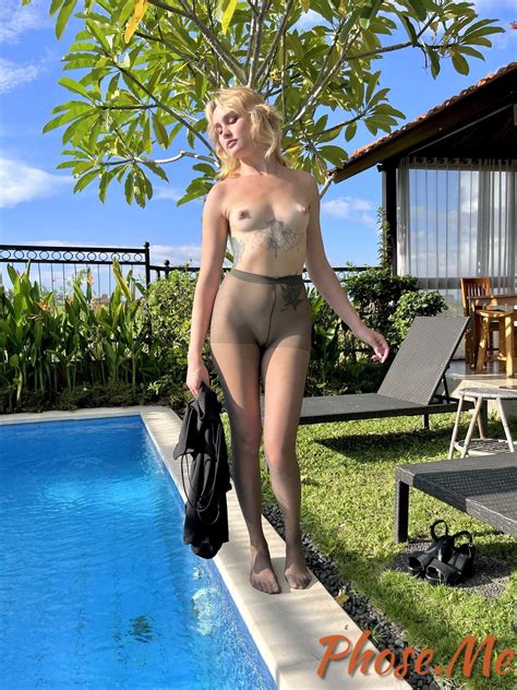 Sexy Blonde Veronika By Pull In Pantyhose Pics XHamster