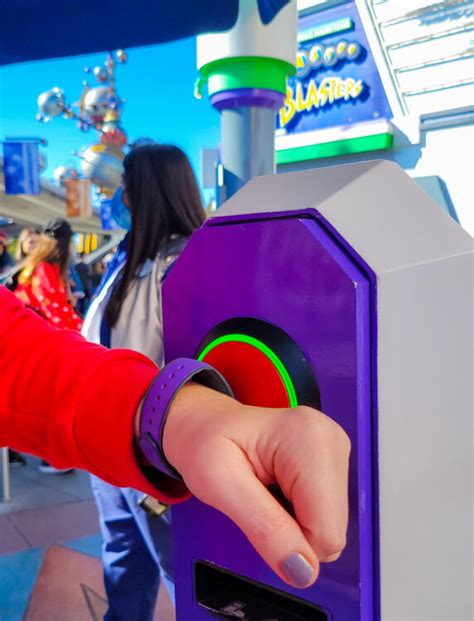 MagicBands At Disneyland Full Guide