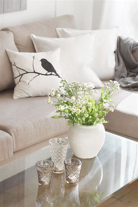 light  airy apartment stylizimo interior decoration accessories