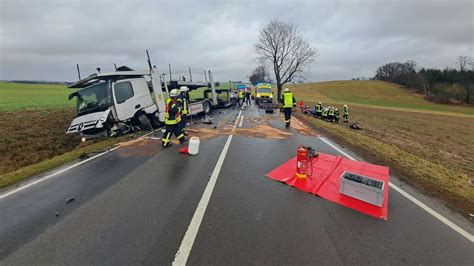 Frontalcrash Auf B Bei Bischofswerda Antenne Sachsen