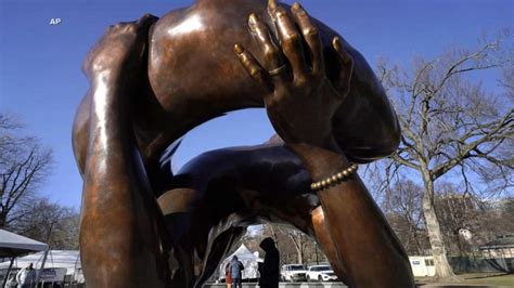 Video Statue unveiled in Boston to honor Martin Luther King Jr ...