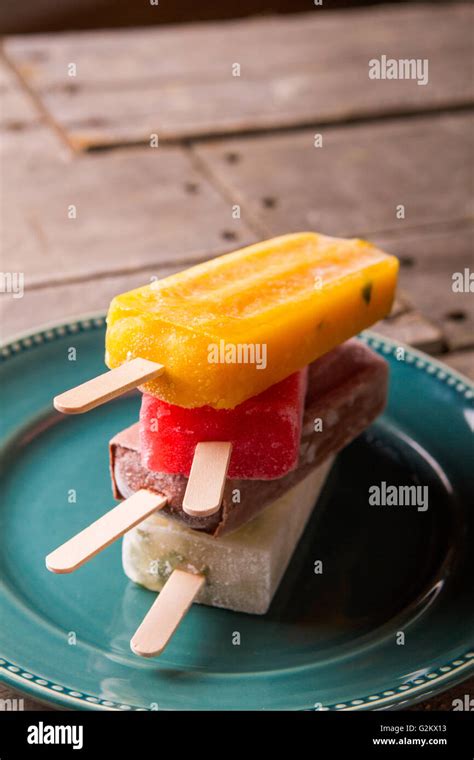 Popsicles Hi Res Stock Photography And Images Alamy