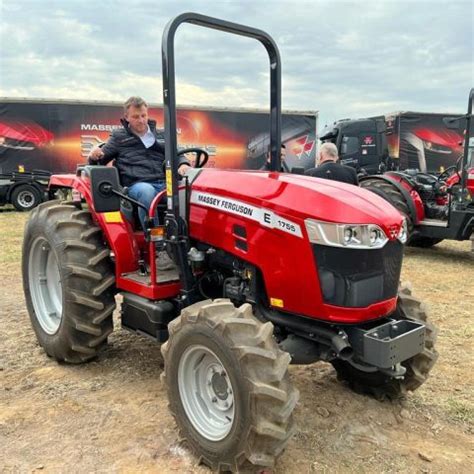 Mf In Arrivo Due Nuovi Trattori Compatti Massey Ferguson