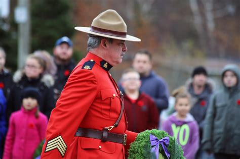 Seamus O'Regan on Twitter: "Remembrance Day in Shea Heights. St. John's ...