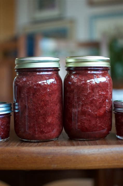 Strawberry Ginger Jam – Food in Jars