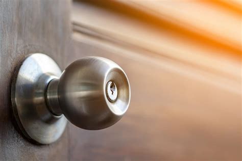 What Are Doorknobs And Its Pros And Cons Locksmith Philly