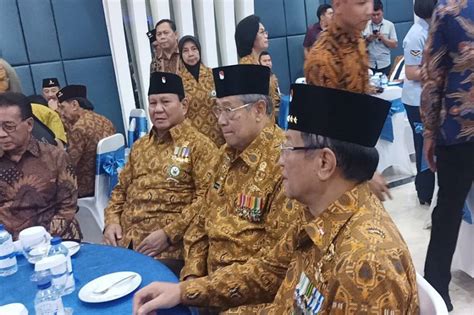 Momen SBY Agum Gumelar Prabowo Hingga Wiranto Duduk Melingkar Di HUT