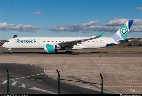 Ec Nbo Iberojet Airbus A Photo By Ricardo Mungarro Id