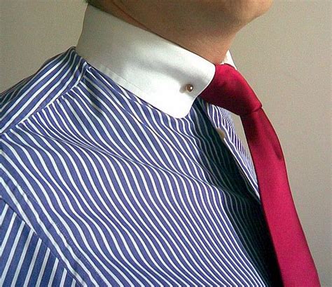 Pinstripe Shirt With Contrast White Rounded Collar Collar Pin And