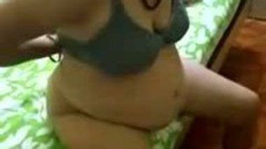 Mature Aunty From Ahmedabad Strips Naked For Masturbation Telegraph