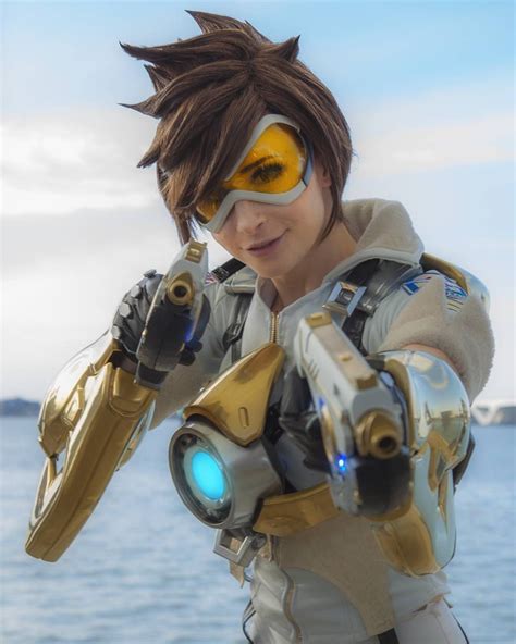 Tracer Cosplay Overwatch Cosplay Video Game Cosplay