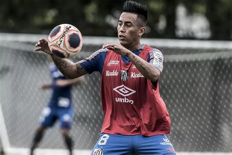 Santos recebe transfer ban por dívida Krasnodar por Cueva e fica