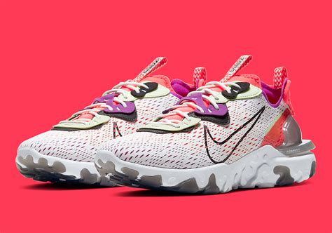 Nike React Vision Summit White Pink Cd Sneakernews