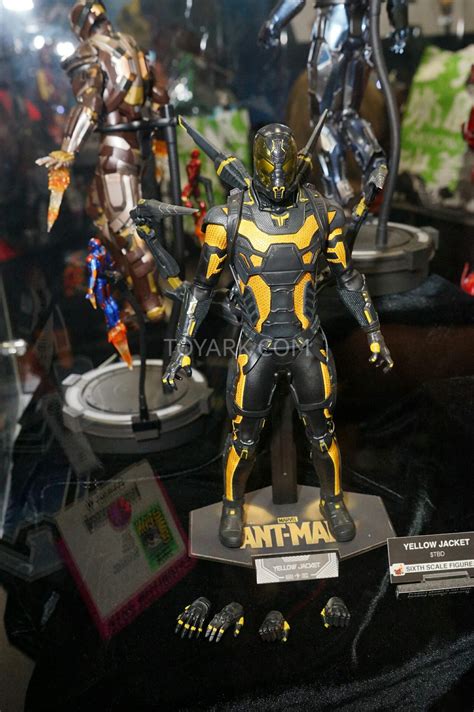 SDCC Hot Toys Marvel At Sideshow Booth The Toyark News