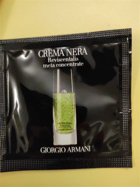 Giorgio Armani Sample Serum 美容＆化妝品 健康及美容 皮膚護理 面部 面部護理 Carousell