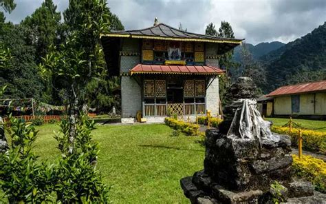 Best Historical Places Monuments In Sikkim Honeymoon Bug