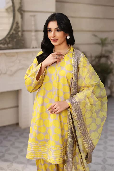 Latest Same Printed Shalwar Kameez Suit Designs