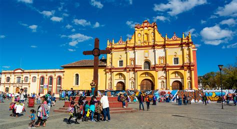 The ultimate tips for peak season travel - Lonely Planet