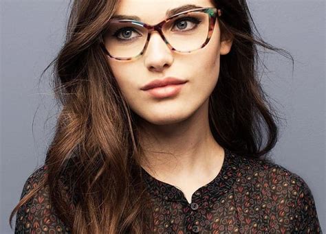 3 Best Type Of Glasses For Your Face Shapesquare Glasses Trends Fashion Eye Glasses Eyewear