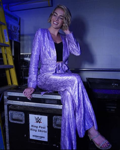 Danielle Moinet (Summer Rae) : r/WrestlingAndMMAFeet