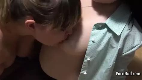 BBW MILF ölt ihre riesigen Titten ein xHamster