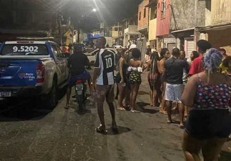 Bahia Ba Pm Encerra Festa Pared O No Bairro De Port O E Alvo De Tiros