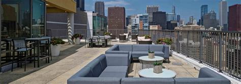 South Loop Chicago Apartments | AMLI 900