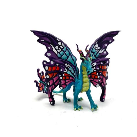 3D Printable Faerie Dragon by Mia Kay