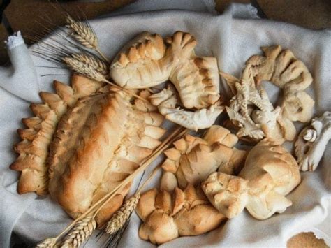 A Guide To Sardinian Food: 30 + Best Food In Sardinia To Try