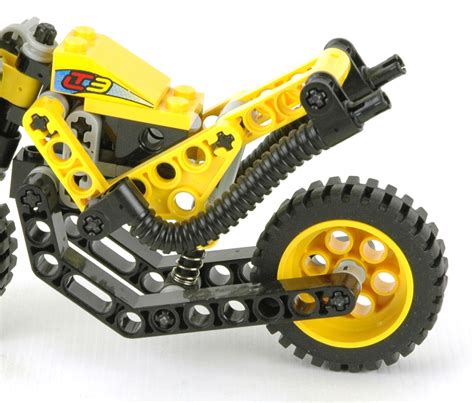 Technicopedia: 8251