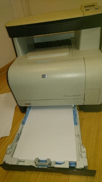 hp color laserjet cm mfp poluispravan