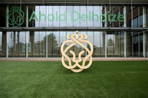 Bild Zu Ahold Delhaize Legt B Rsengang Von Bol Auf Eis Bild