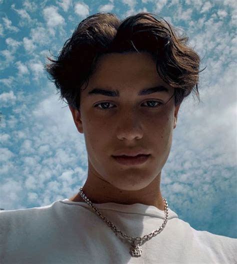 middle part haircut  amazing hairstyles  men   hair types