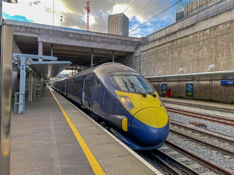 395002 South Eastern Javelin Emu At Stratford Internation Flickr