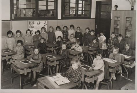 Photo De Classe Ou 1966 Ce1 De 1967 Ecole Du Centre Copains Davant