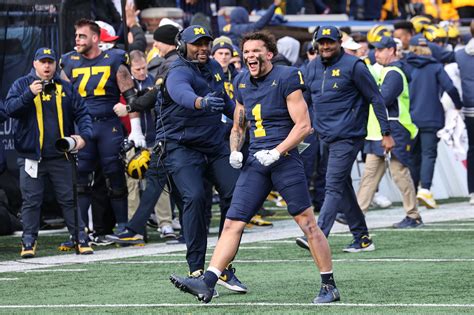 Michigan Football: Wolverines Move up to No. 2 in Latest CFP Rankings ...