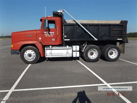 1989 Freightliner Conventional Day Cab Dump Truck