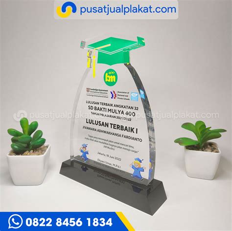 Plakat Wisuda Akrilik Custom Pusat Jual Plakat