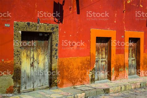 Colorful Doors And Architecture On The Streets Of San Miguel De Allende ...