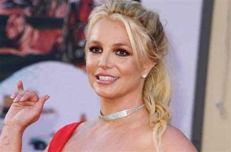 Britney Spears Asks Court To Remove Fathers Control On Her Life