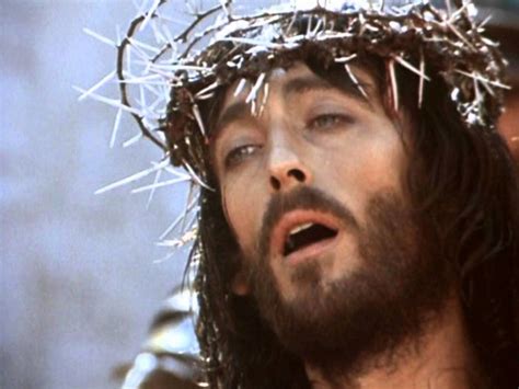zasto su na isusovu glavu stavili krunu od trnja