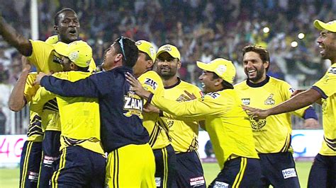 15 Best Shahid Afridi Image| Peshawar Zalmi PSL Collection