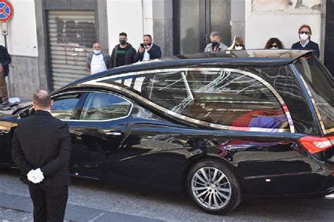 Galleria Torre Annunziata Le Foto Dei Funerali Di Maurizio Cerrato