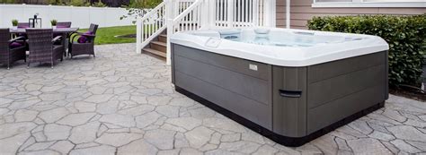 Oasis Hot Tub And Sauna Bullfrog Model X7l