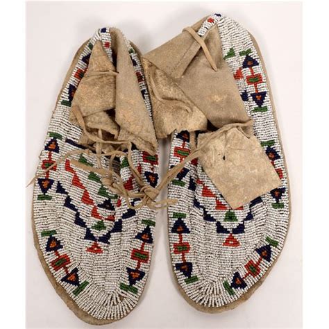 Beaded Buckskin Moccasins [162771]