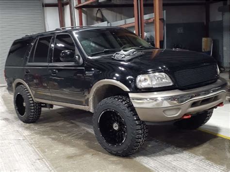 2001 Ford Expedition With 20x12 44 Anthem Off Road Equalizer And 35125r20 Americus Rugged Mt